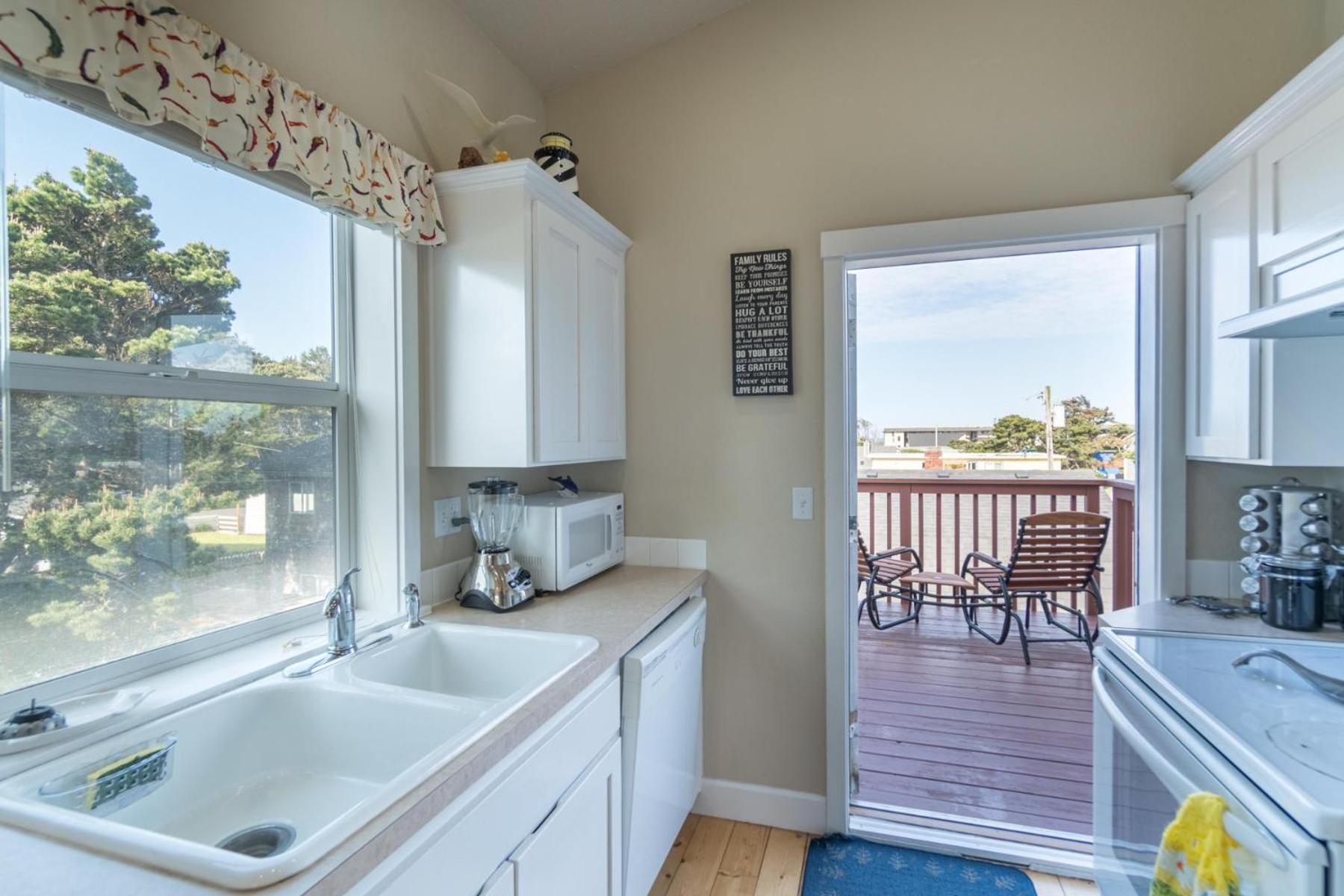 Villa Family Tides Lincoln City Exterior foto